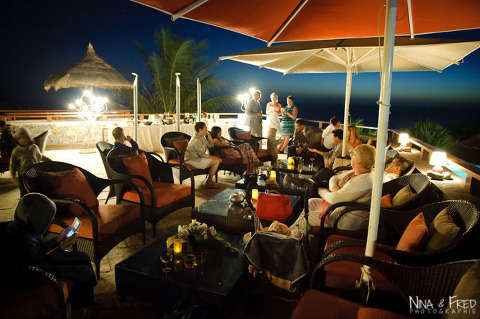 photo d'ambiance réception au Palm Sandra et Denis