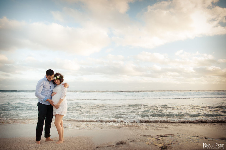 photogrpahie de grossesse sur la plage 974