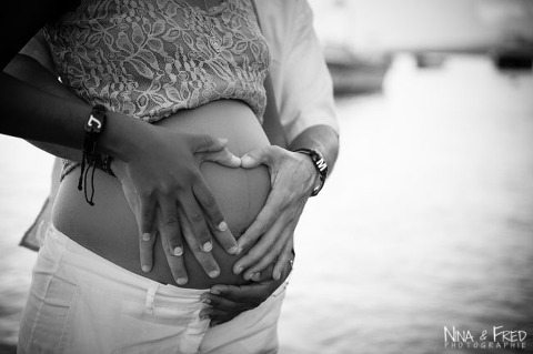 photo grossesse julia noir et blanc