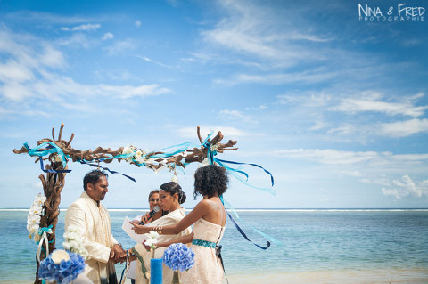 arche sur la plage S&J