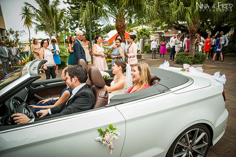 arrivée à la mairie mariage de MA&F