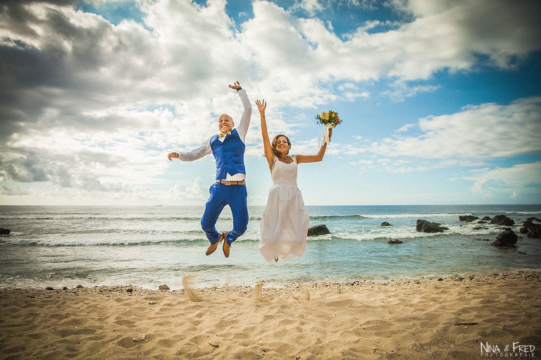 mariés sur la plage à la Réunion A&Y