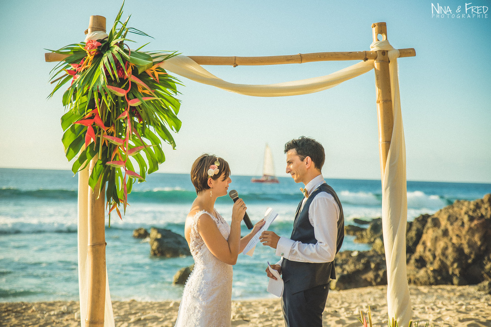 arche mariage plage Réunion L&F