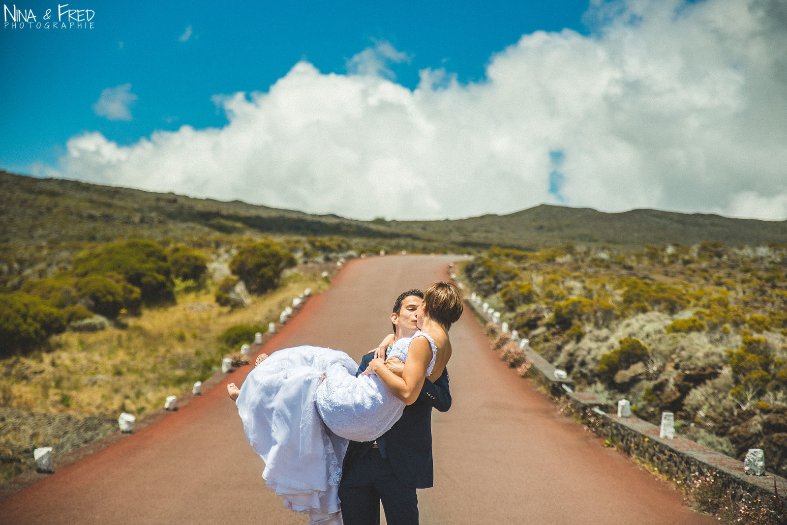 séance trash the dress route du volcan Nina et Fred photogrpahie L&F