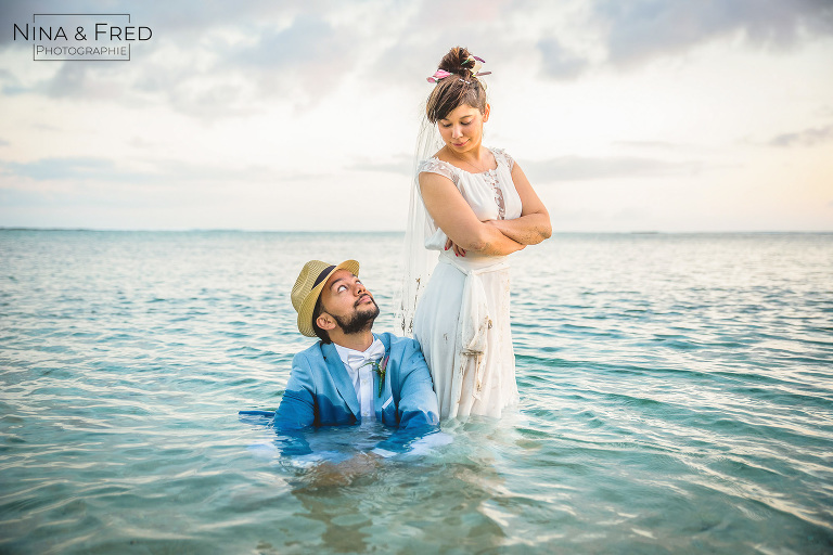 photo séance trash the dress dans l'eau