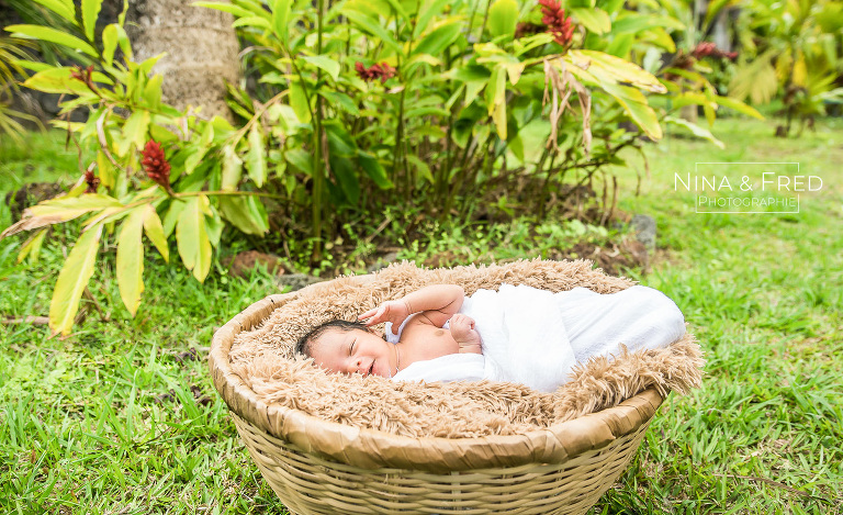 photographie de naissance dans la nature Tiago