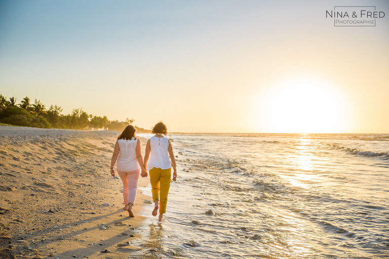 photo couple coucher de soleil L&M