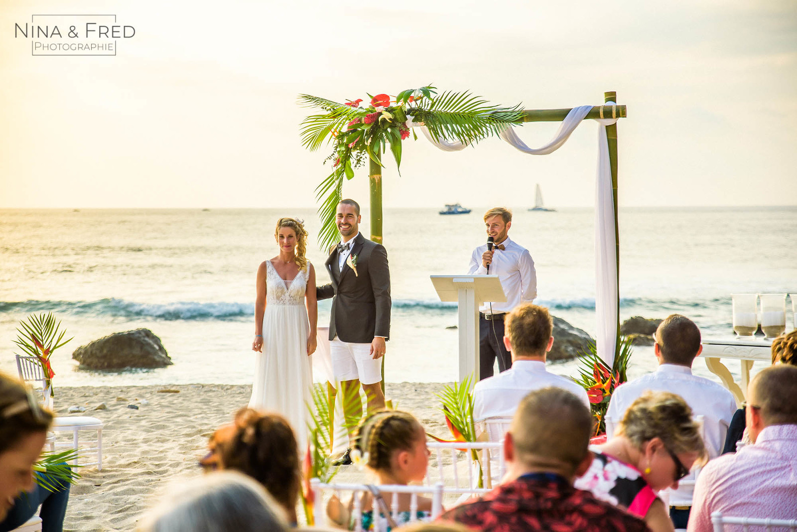 cérémonie plage mariage J&JC 974
