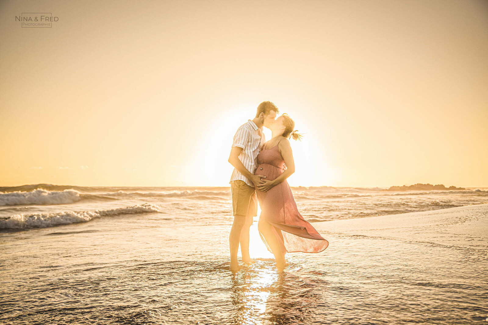 photo de couple et grossesse sunset
