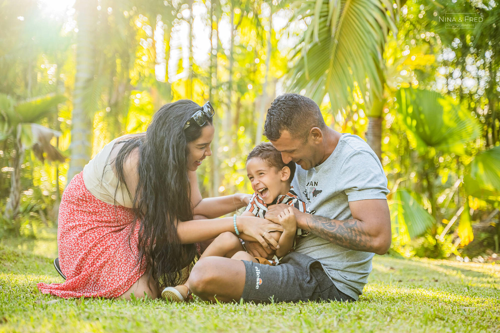 séance photo en famille parc des palmiers la réunion N&T-25