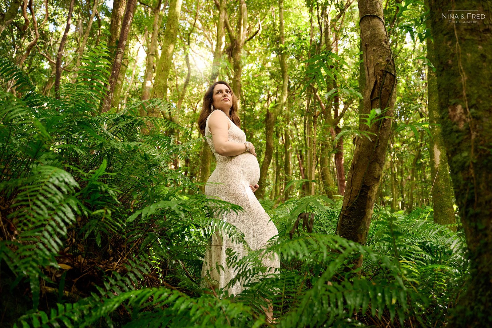 shooting femme enceinte forêt tropicale L&Y-26